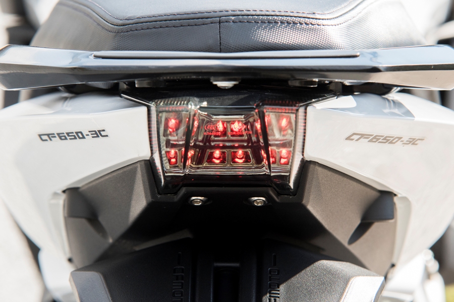 CF Moto 650MT details 1