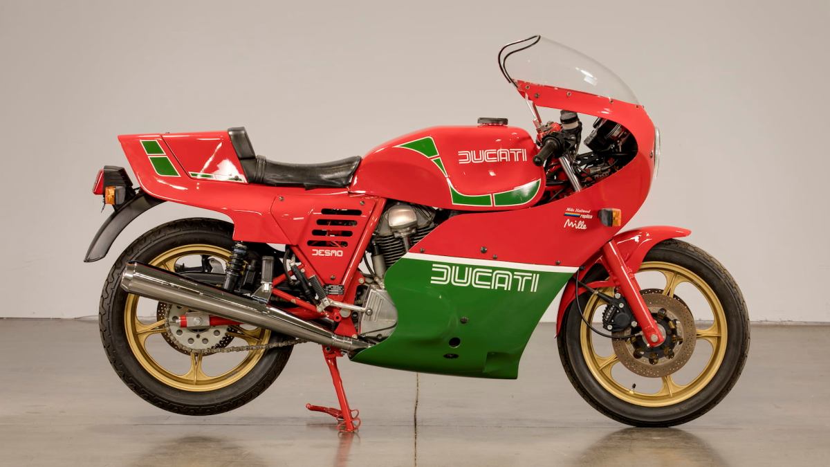 1979 900SS Mike Hailwood Replica