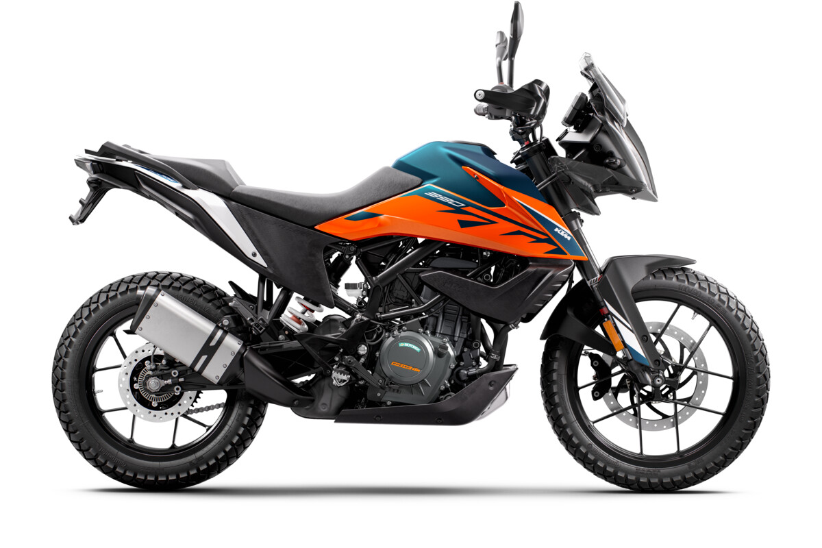 417272 KTM Adventure 390 MY22 BLUE 90 Right EU Global