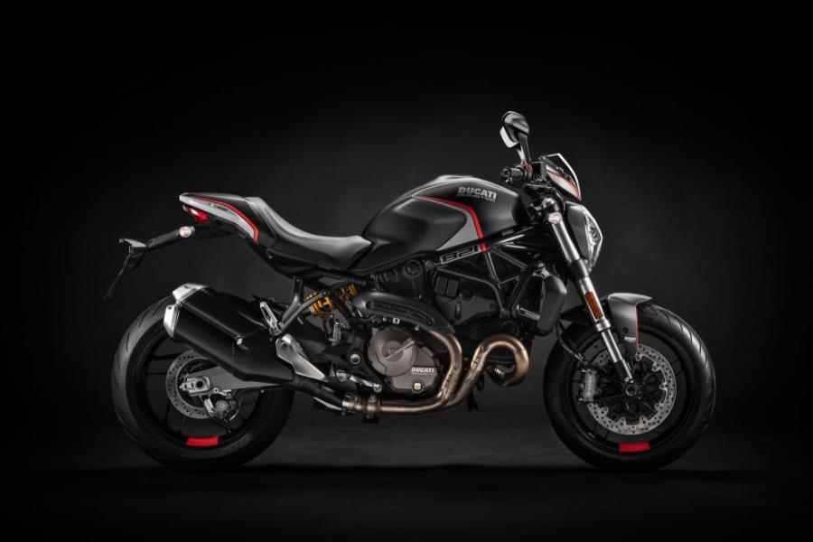 ducati moster 821 stealth 2