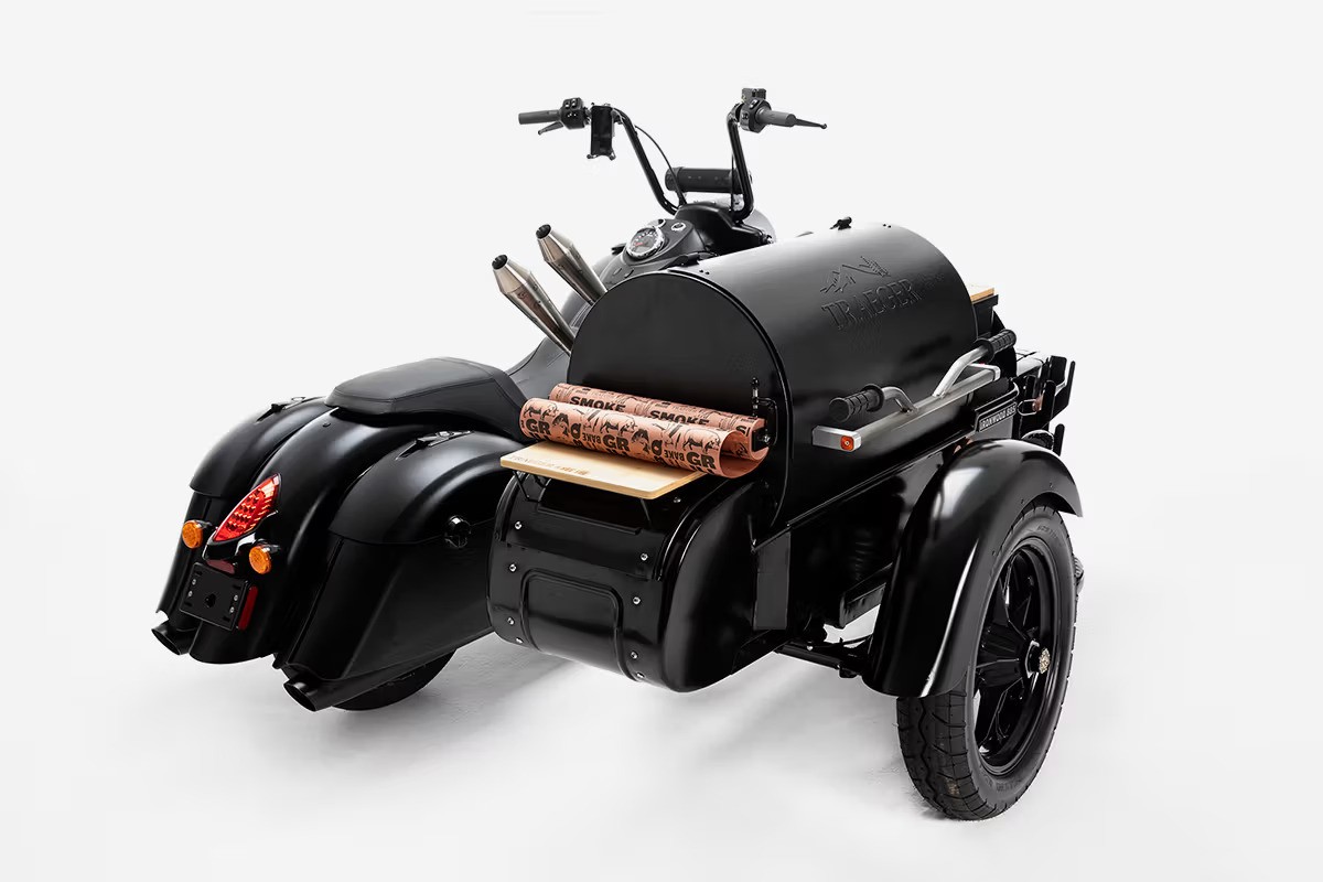 indian motorcycle traeger barbeque 3