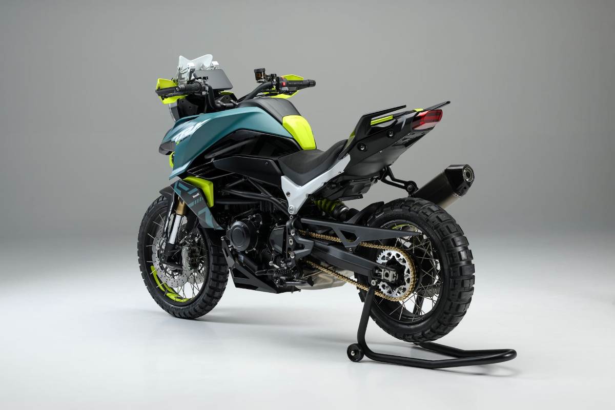 Benelli TRK 902 xplorer 2