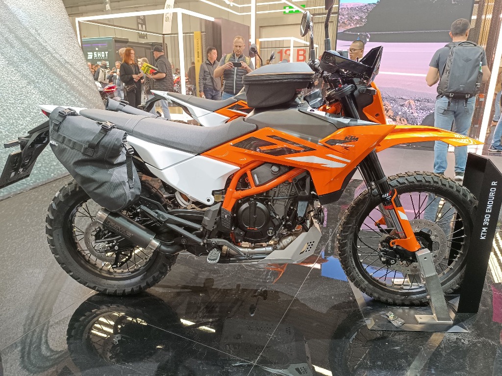 KTM 390 ENDURO R 2025 EICMA 4