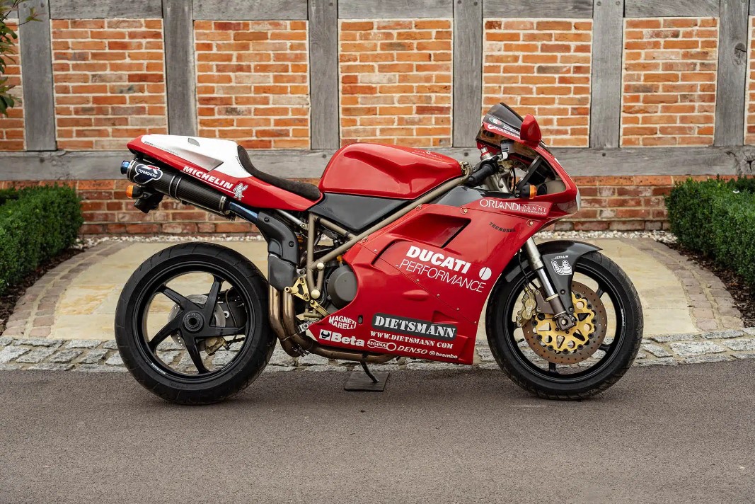 Ducati 916 SPS Carl Fogarty Réplica 1999