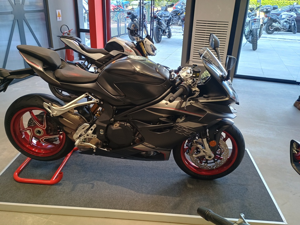 QJMOTOR SRK 921 RR 2025 2