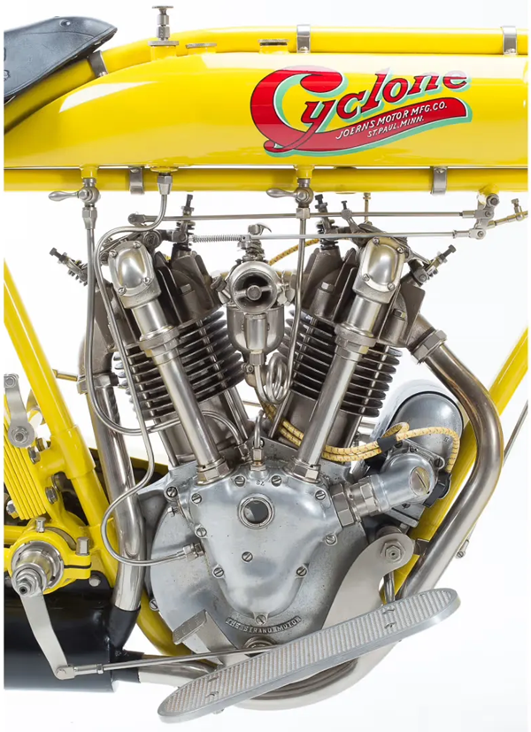 Cyclone V Twin 2