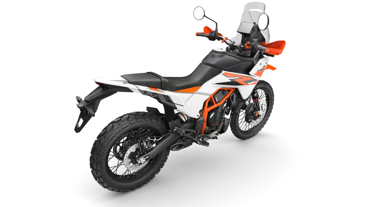 665341 MY25 KTM 390 Adventure R EU Orange rear right EUROPE GLOBAL