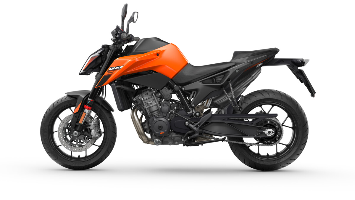 2025 KTM 790 DUKE 3