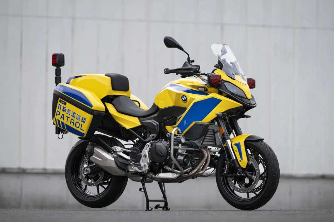 BMW F900XR Shotoku Patrol 4