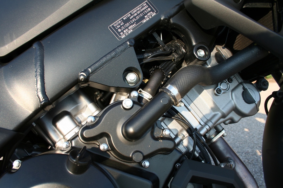 Suzuki V Strom1000 detail 1