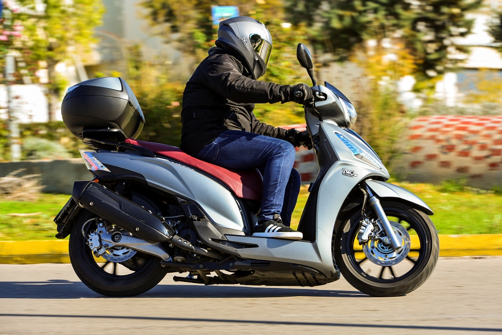 kymco people s 300i action 2