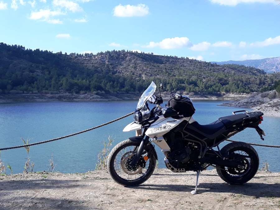 triumph tiger 800 xcx ambience 2