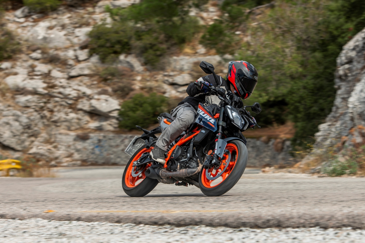 KTM 390 DUKE 2024 2WO 6